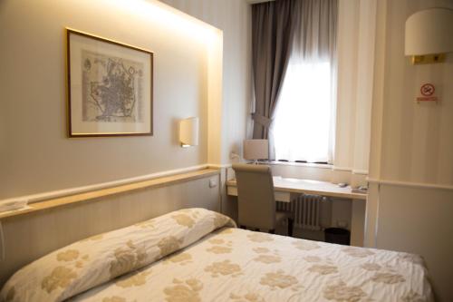 Habitación Doble del hotel Flora. Foto 30