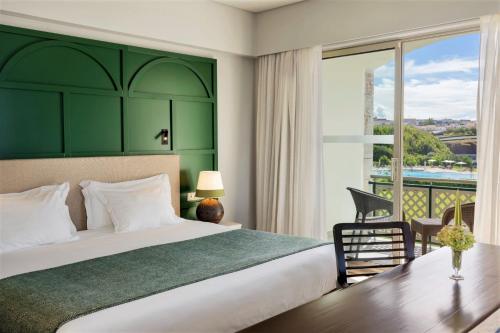 Suite Junior con vistas al océano del hotel Terceira Mar
