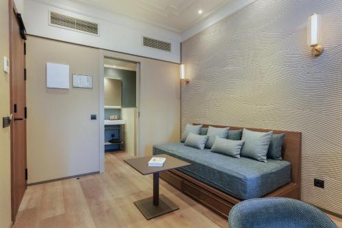 Habitación Triple Superior del hotel Medinaceli. Foto 4