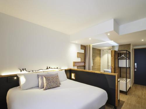 Habitación Doble Clásica del hotel Mercure Avignon Gare TGV. Foto 4