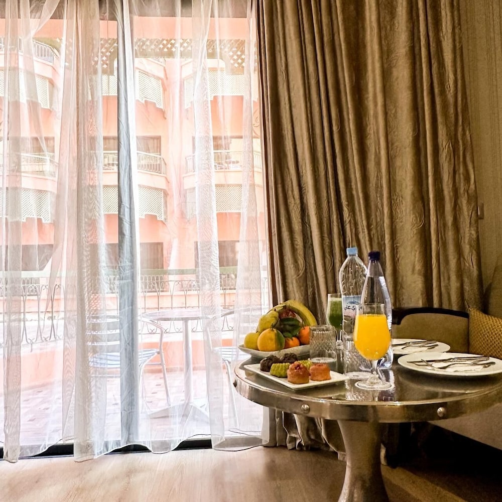 Habitación Ejecutiva Doble con acceso al Lounge del hotel Royal Mirage Deluxe Marrakech. Foto 2