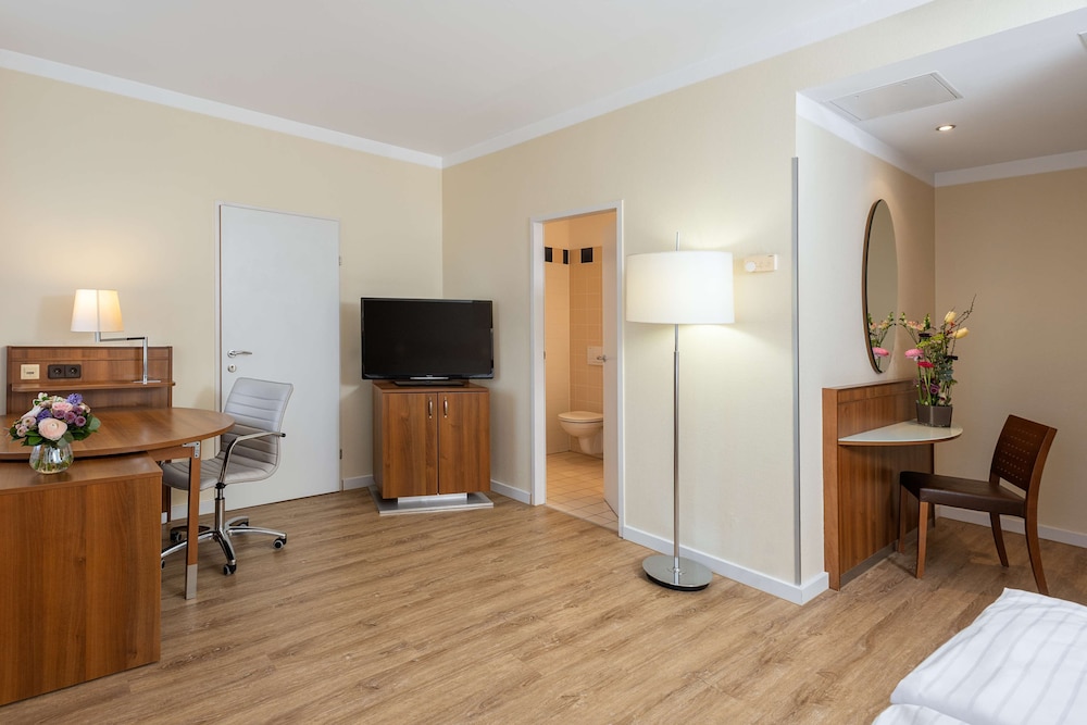Habitación estándar del hotel NH Wien Belvedere. Foto 1