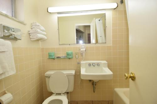Suite Doble - no fumadores del hotel Knights Inn Oswego East. Foto 2