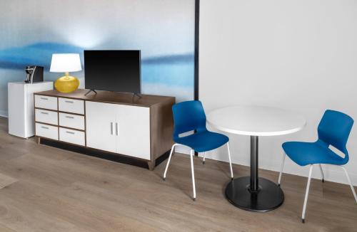 Estudio Deluxe con cama grande del hotel Montauk Blue