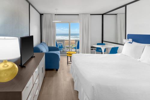 Estudio Deluxe con cama grande del hotel Montauk Blue. Foto 2