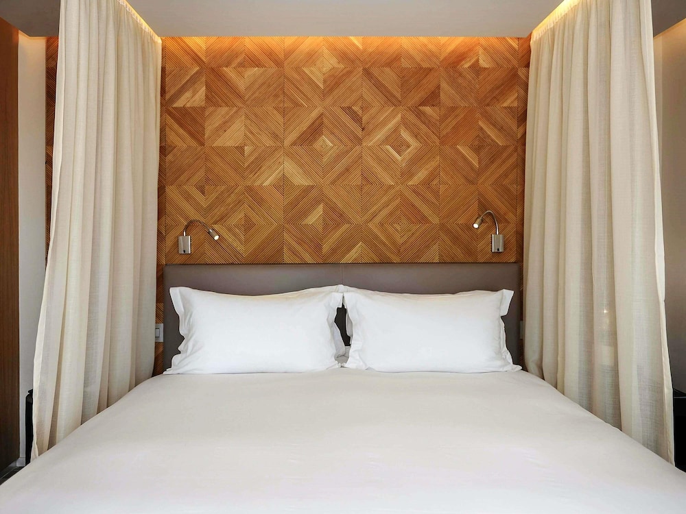 Habitación clásica, 1 cama de matrimonio grande, balcón (Contemporary) del hotel Sofitel Marrakech Palais Impérial and Spa. Foto 2