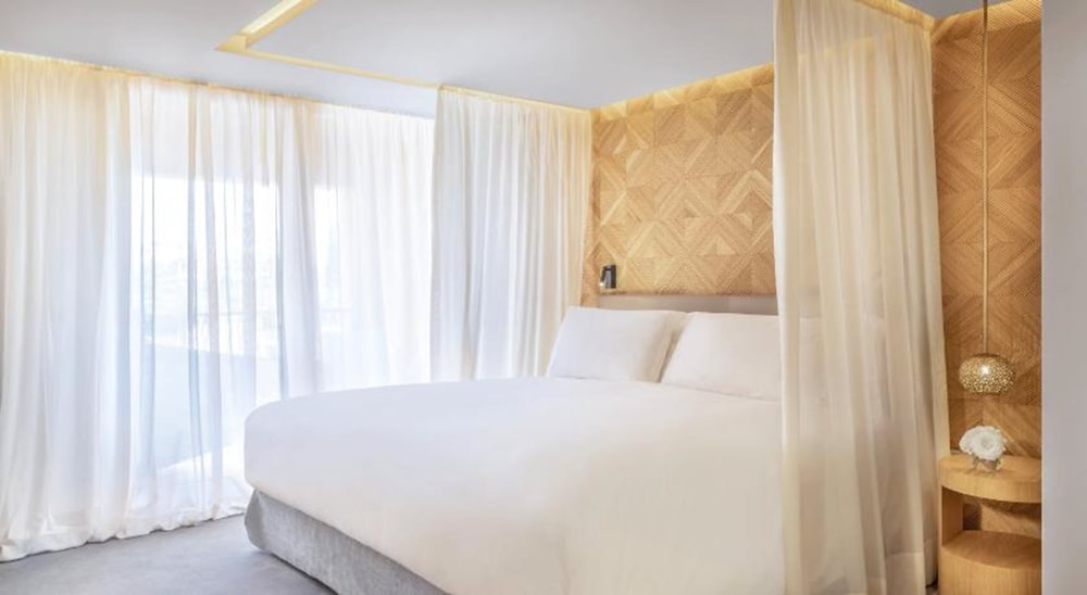 Suite junior, 1 cama de matrimonio grande, terraza (Contemporary) del hotel Sofitel Marrakech Palais Impérial and Spa. Foto 1