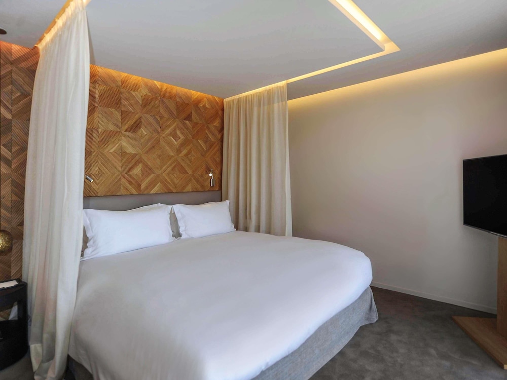Suite junior, 1 cama de matrimonio grande, terraza (Contemporary) del hotel Sofitel Marrakech Palais Impérial and Spa. Foto 4