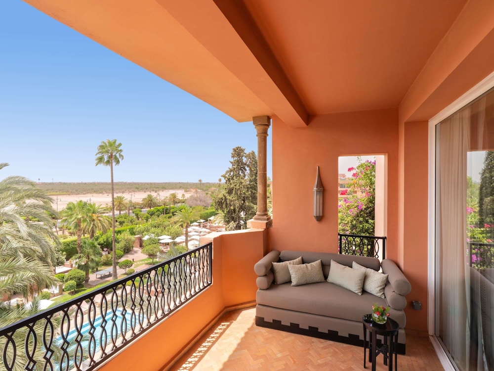 Suite, 2 camas dobles, balcón (Pool or Atlas view) del hotel Sofitel Marrakech Palais Impérial and Spa