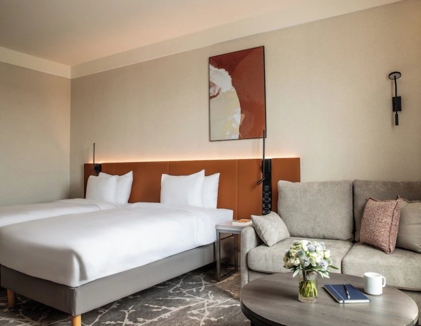 Habitación Premium, varias camas del hotel Crowne Plaza Paris Marne-la-Vallee by IHG. Foto 1