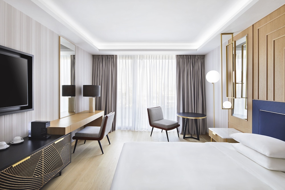 1 King Bed Acropolis View with Grand Club Deluxe del hotel Grand Hyatt Athens. Foto 1