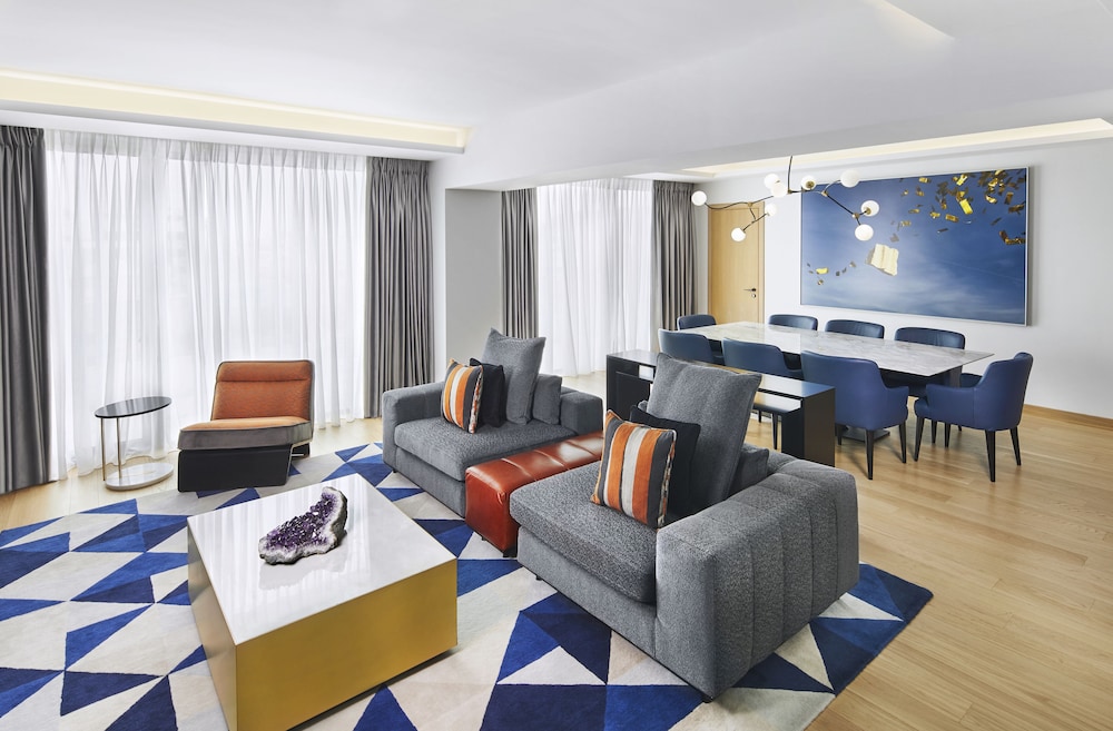 Acropolis Suite with 1 King Bed del hotel Grand Hyatt Athens