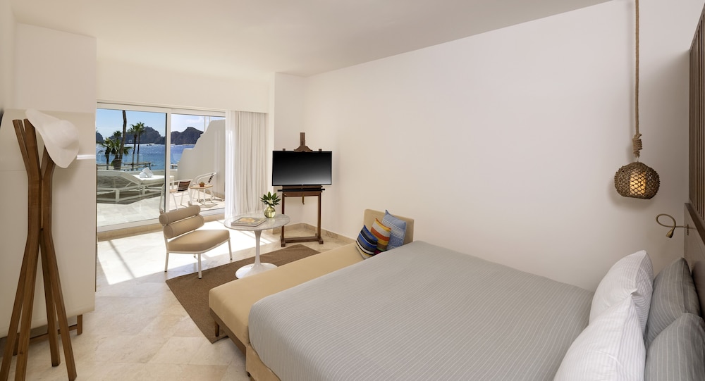 Extra ME+ Junior Suite con Terraza Vista océano del hotel Me Cabo By Meliá