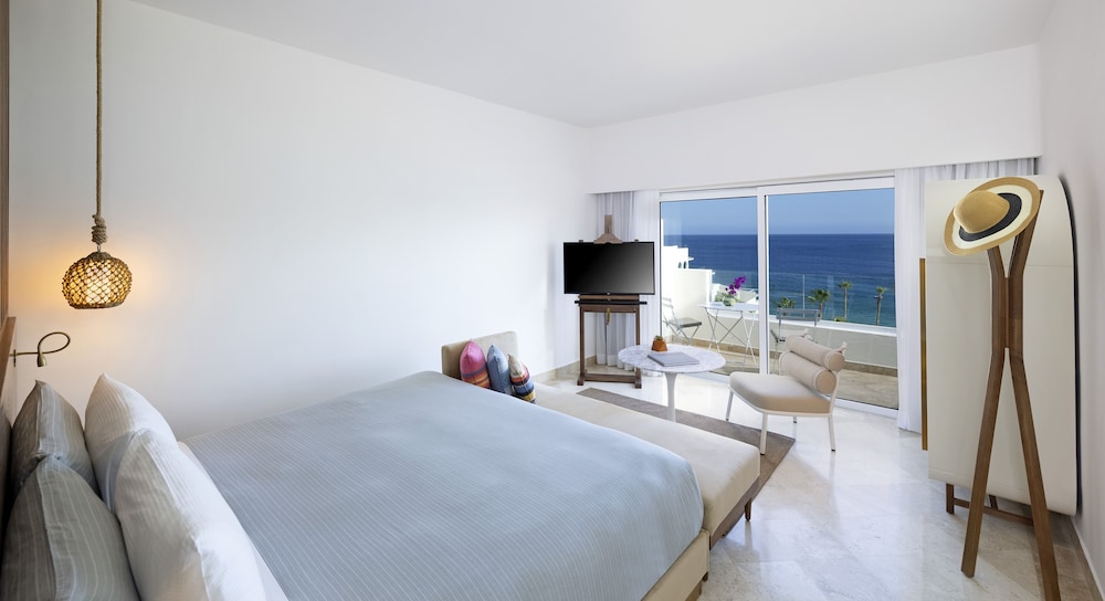 Extra ME+ Junior Suite Vista océano del hotel Me Cabo By Meliá