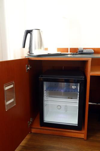 Habitación Doble Estándar del hotel Travelodge Madrid Coslada Aeropuerto. Foto 11