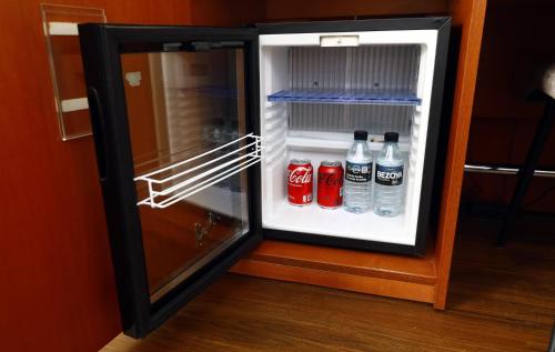 Habitación Doble Estándar del hotel Travelodge Madrid Coslada Aeropuerto. Foto 12