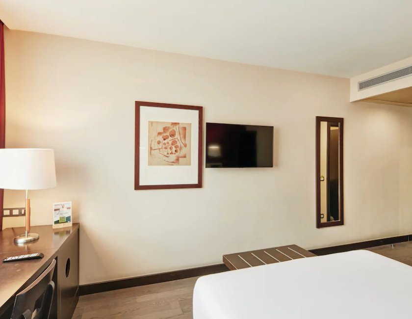 Clásica Doble del hotel Sercotel Sant Boi. Foto 3
