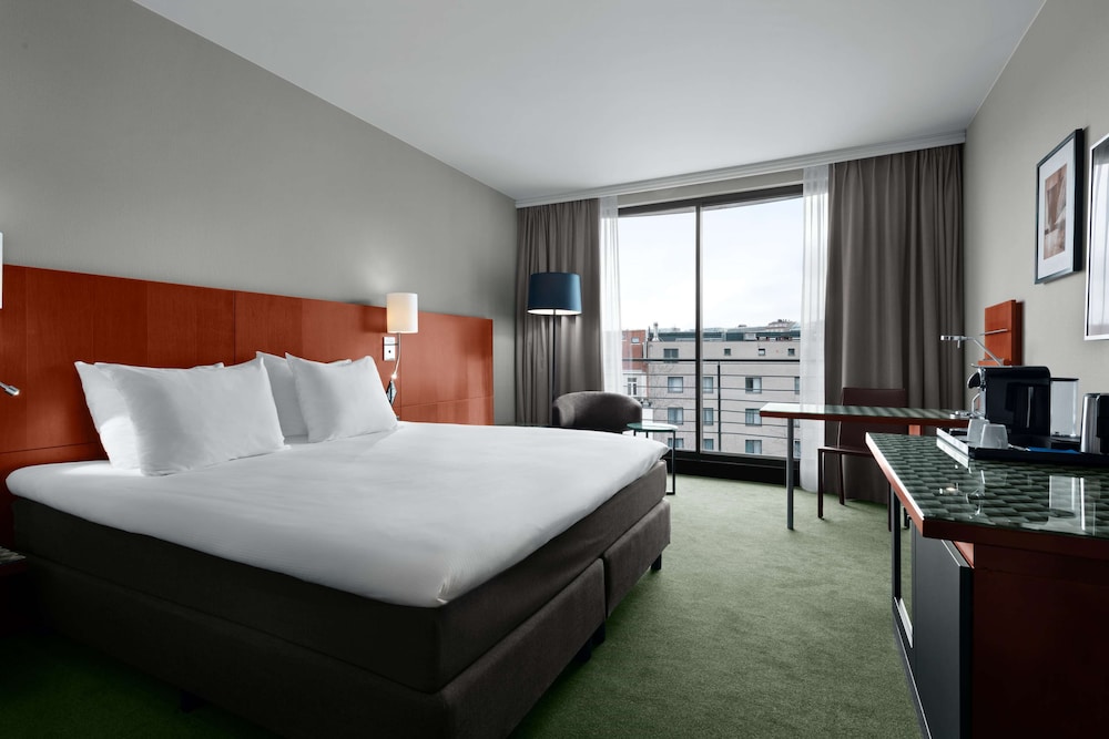 Habitación estándar del hotel Nh Brussels Eu Berlaymont. Foto 1
