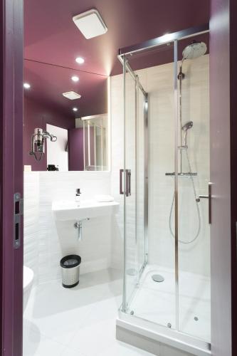 Habitación Doble Confort del hotel Brit Codalysa Marne la Vallée - Torcy. Foto 6