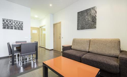 Suite Junior del hotel Ilunion Aqua 4. Foto 5