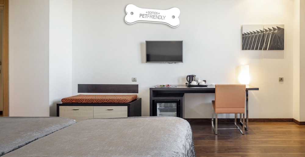Habitación Doble Pet Friendly del hotel Ilunion Aqua 4. Foto 2