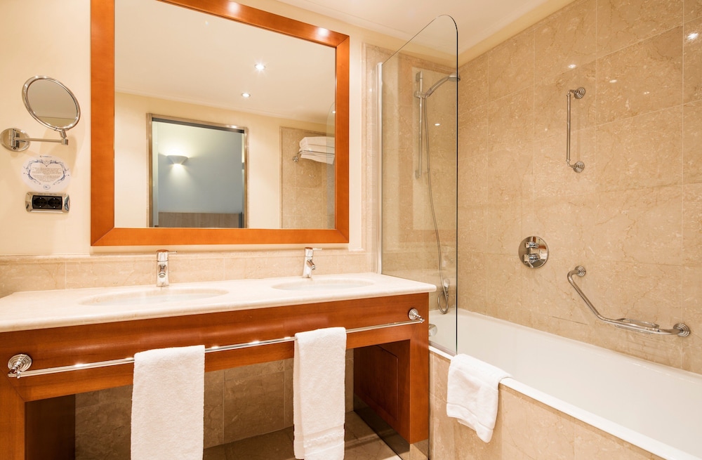 Junior Suite, del hotel Ilunion Aqua 4. Foto 4