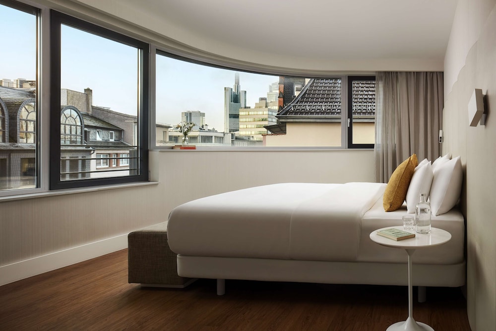 Suite (Extra Bed 2 Adults + 1 Child) del hotel Avani Frankfurt City