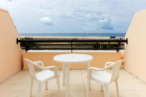 Estudio Superior con balcón y vistas al mar del hotel Palm Garden by LIVVO