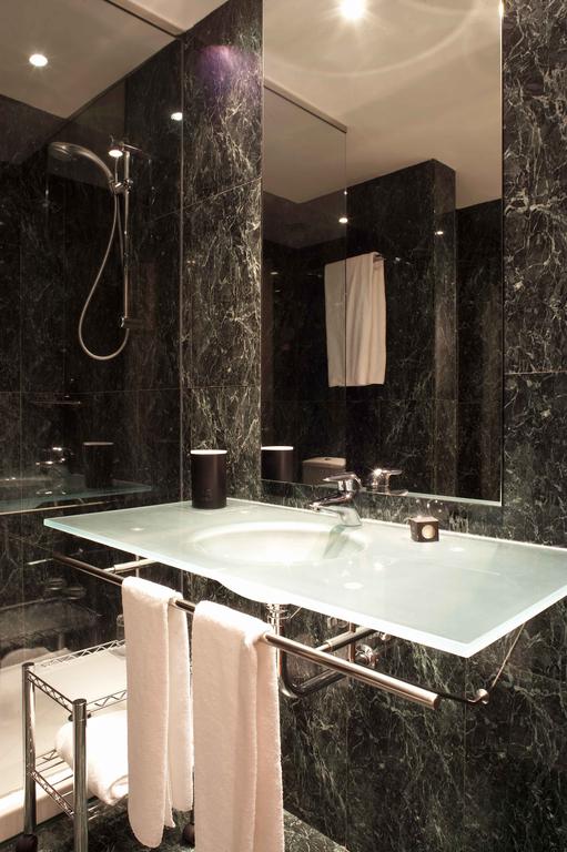 Habitación doble Económica del hotel Ac Algeciras By Marriott. Foto 2