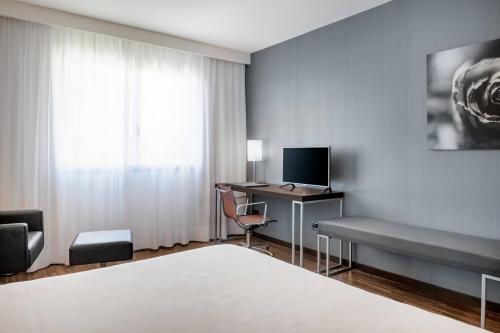 Habitación Estándar - Cama extragrande del hotel Ac Algeciras By Marriott. Foto 2