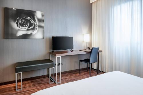 Habitación Estándar - 1 cama grande del hotel Ac Algeciras By Marriott. Foto 2