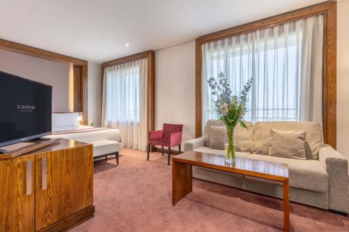 Suite Doble Deluxe del hotel Eurostars Suites Mirasierra. Foto 3