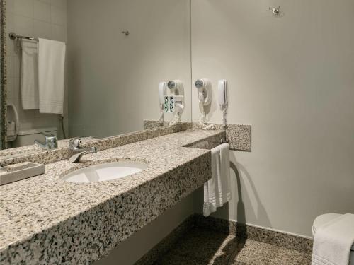 Habitación Doble Clásica del hotel Mercure Belo Horizonte Lourdes. Foto 2
