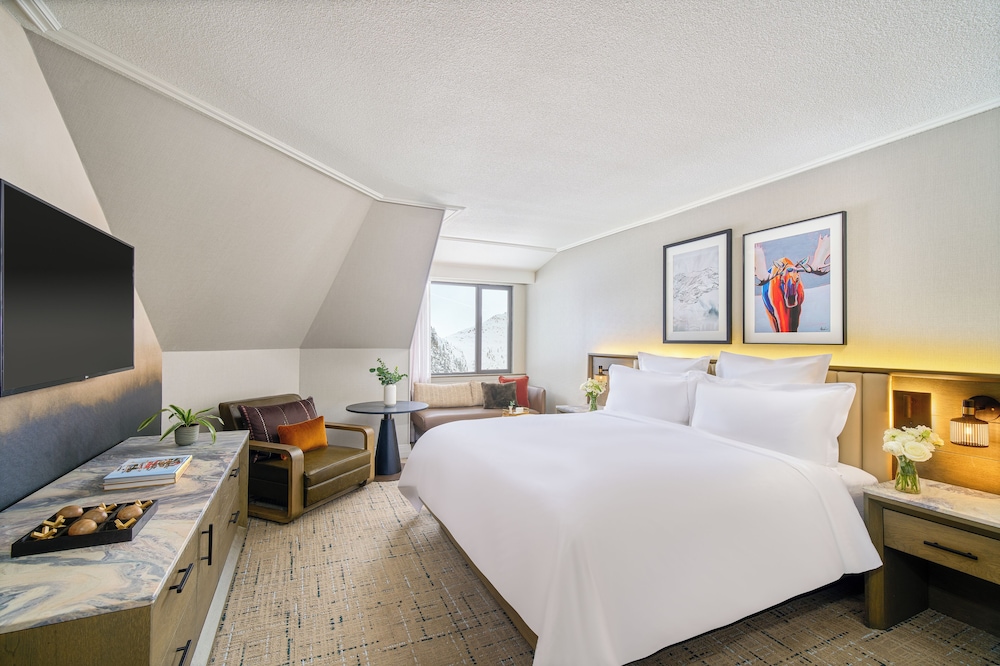FAIRMONT GOLD King - 283sf, 26sm, Acceso al salón con desayuno del hotel Fairmont Tremblant