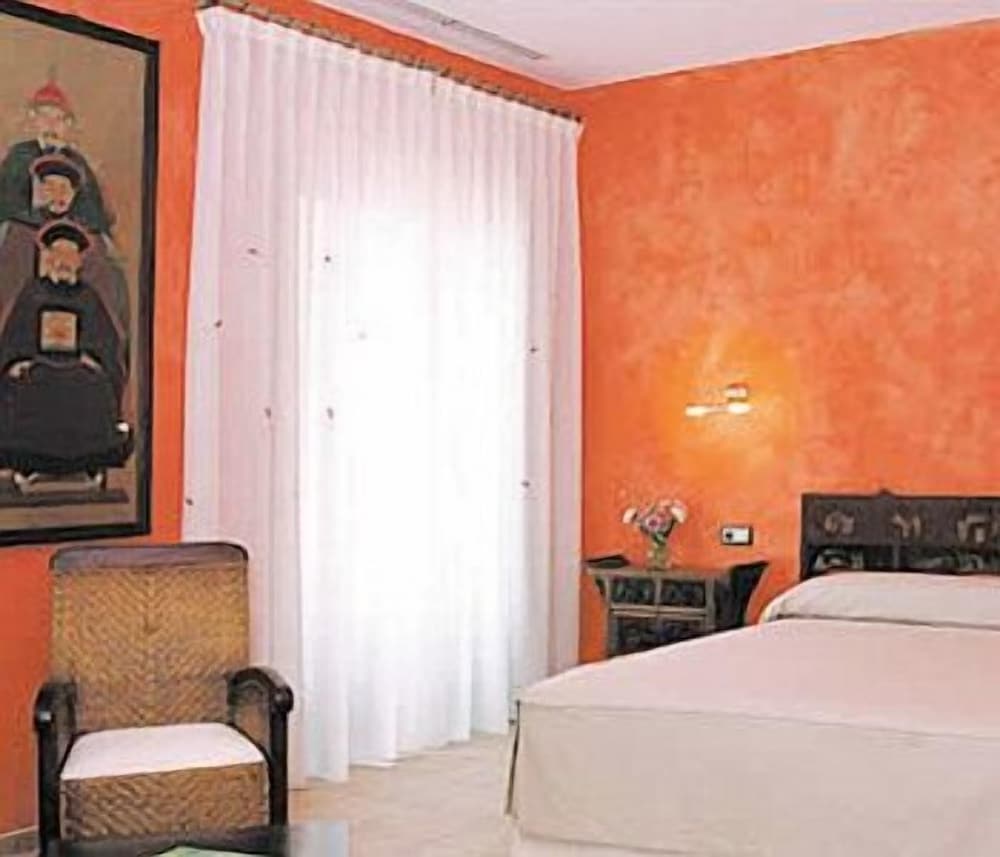 Suite doble Junior del hotel L'Àgora. Foto 1