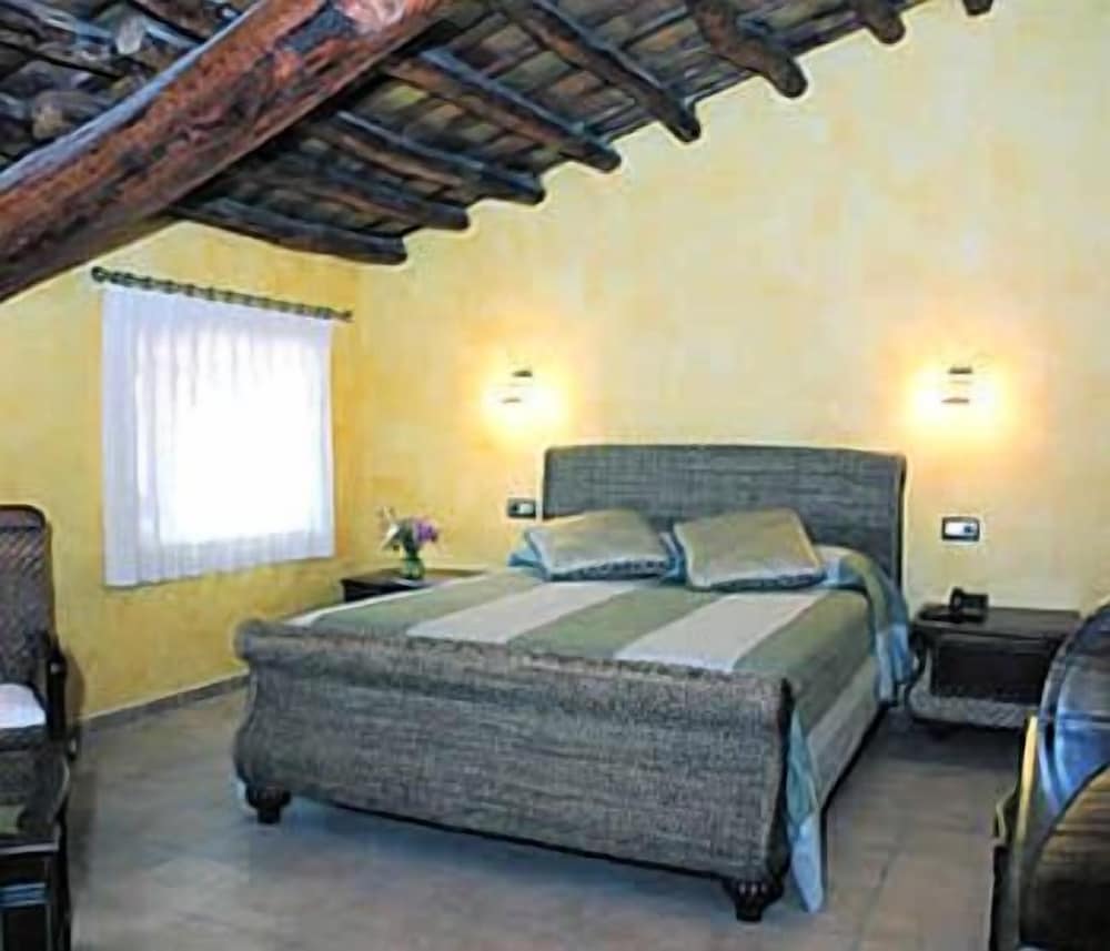 Suite doble Junior del hotel L'Àgora. Foto 2