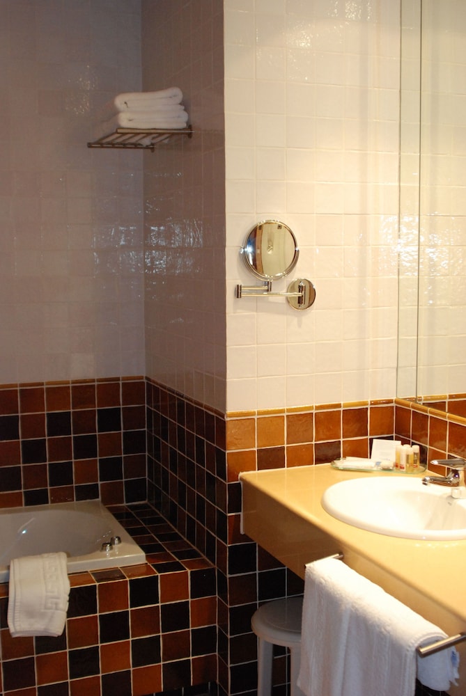 Suite doble Junior del hotel L'Àgora. Foto 3