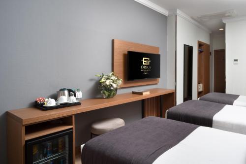 Habitación Triple Estándar con acceso gratuito al spa del hotel Orka Royal and Spa