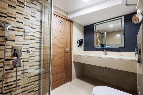 Habitación Económica con acceso gratuito al spa del hotel Orka Royal and Spa. Foto 1