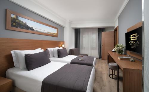 Habitación Familiar Comunicada con acceso gratuito al spa del hotel Orka Royal and Spa. Foto 3