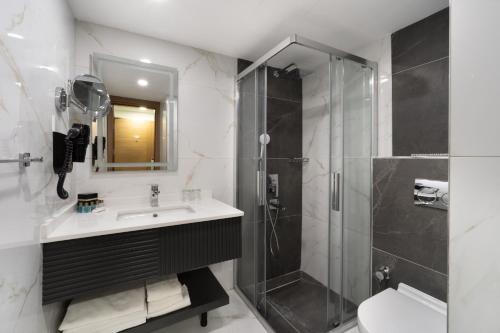 Habitación Estándar Contigua (2 habitaciones) - Acceso gratuito al spa del hotel Orka Royal and Spa