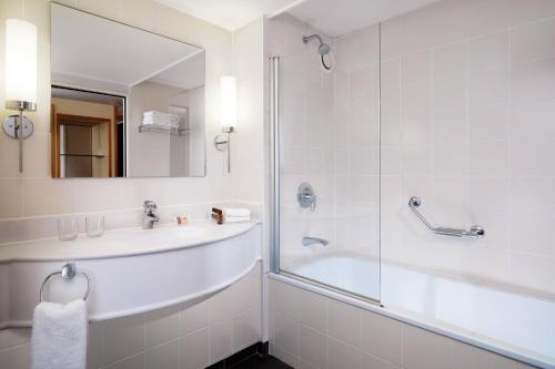 Habitación Doble Clásica - 2 camas del hotel Sheraton Brussels Airport. Foto 1