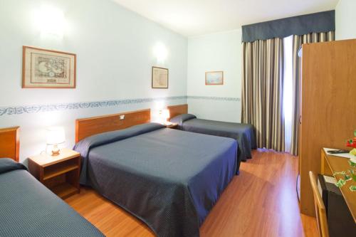 Habitación Familiar del hotel Terminus and Plaza. Foto 3