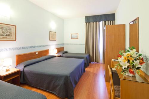 Habitación Familiar del hotel Terminus and Plaza. Foto 4