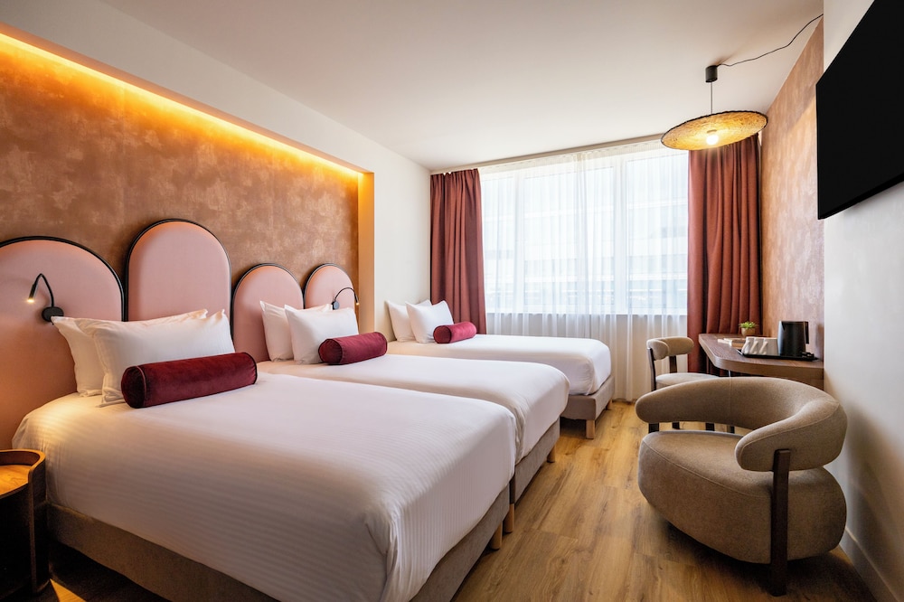 Habitación clásica, 1 cama doble con sofá cama del hotel des Colonies Brussels by Mercure. Foto 1