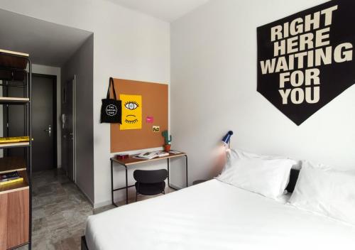 Habitación Estándar - 1 cama grande del hotel The Social Hub Florence Lavagnini. Foto 6