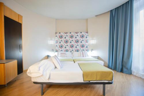 Habitación Doble con cama supletoria - 1 o 2 camas del hotel ITC Jerez By Soho Boutique. Foto 1