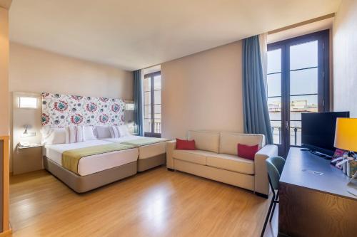 Habitación Doble con balcón del hotel ITC Jerez By Soho Boutique. Foto 1