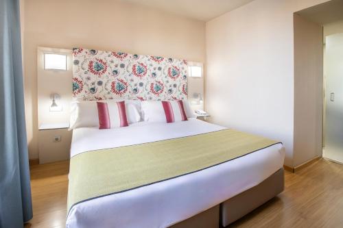 Habitación Doble con balcón del hotel ITC Jerez By Soho Boutique. Foto 8
