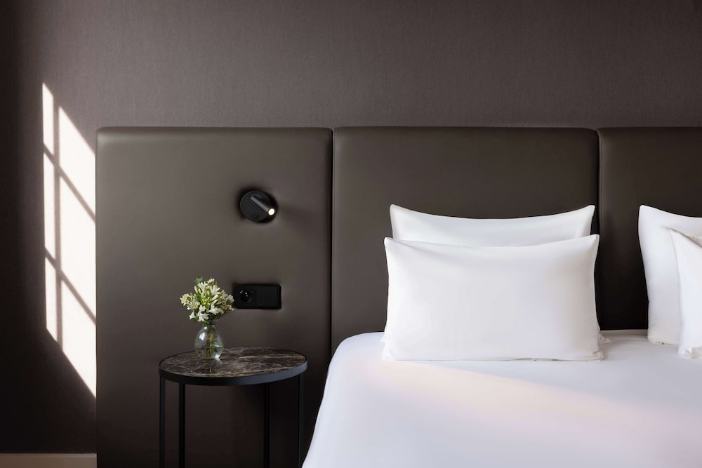 Suite del hotel NH Brussels Carrefour de l'Europe. Foto 8